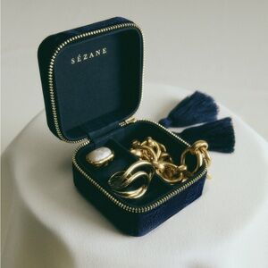 Sezane Navy Blue Velvet Jewelry Case